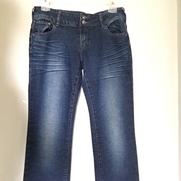 Reese Delia Jeans, Embroidered pockets size: 5:6 S - Picture 8 of 11